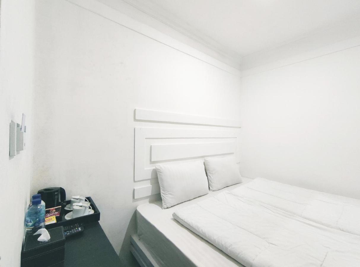 Charaka Residence Banjarnegara Eksteriør billede